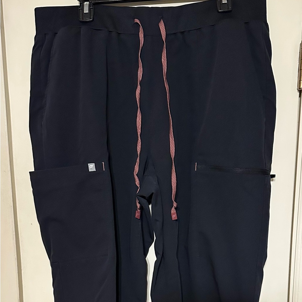 Fabletics Women’s Scrub Jogger
